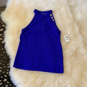 Charlotte Russe key hole top